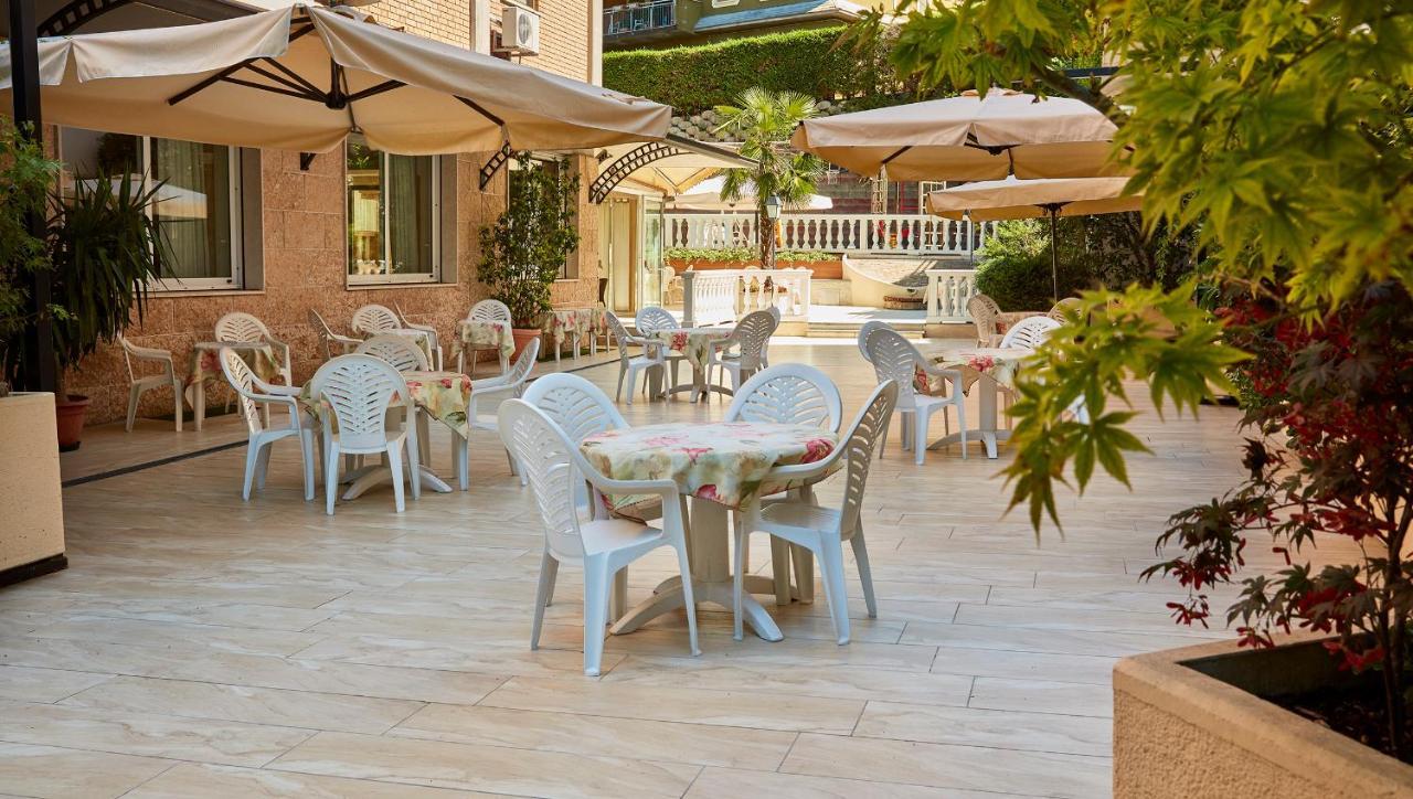 普拉扎酒店 Tabiano Terme 外观 照片