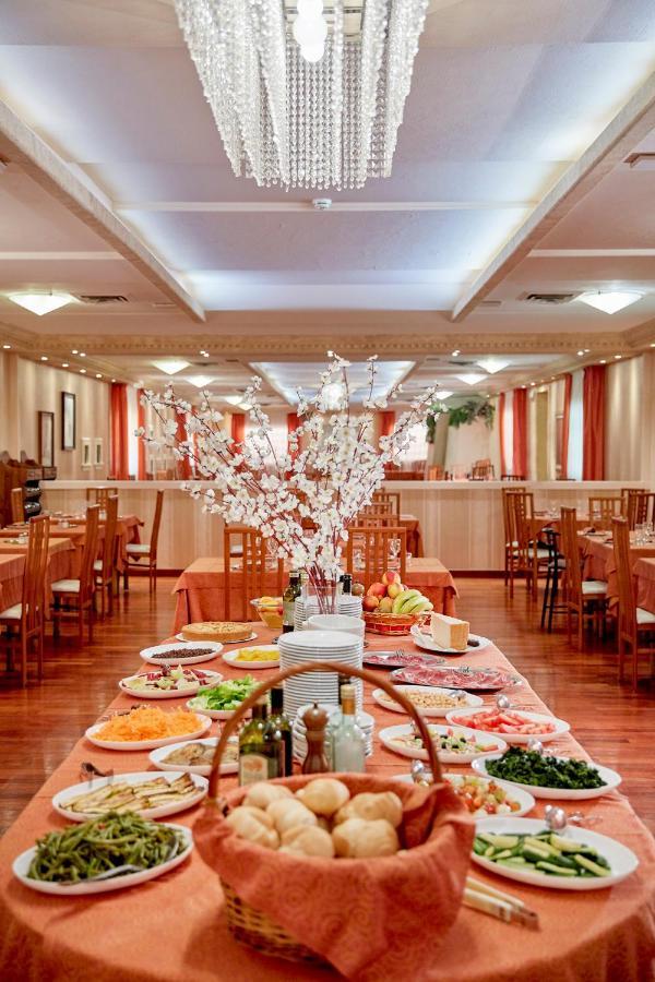 普拉扎酒店 Tabiano Terme 外观 照片